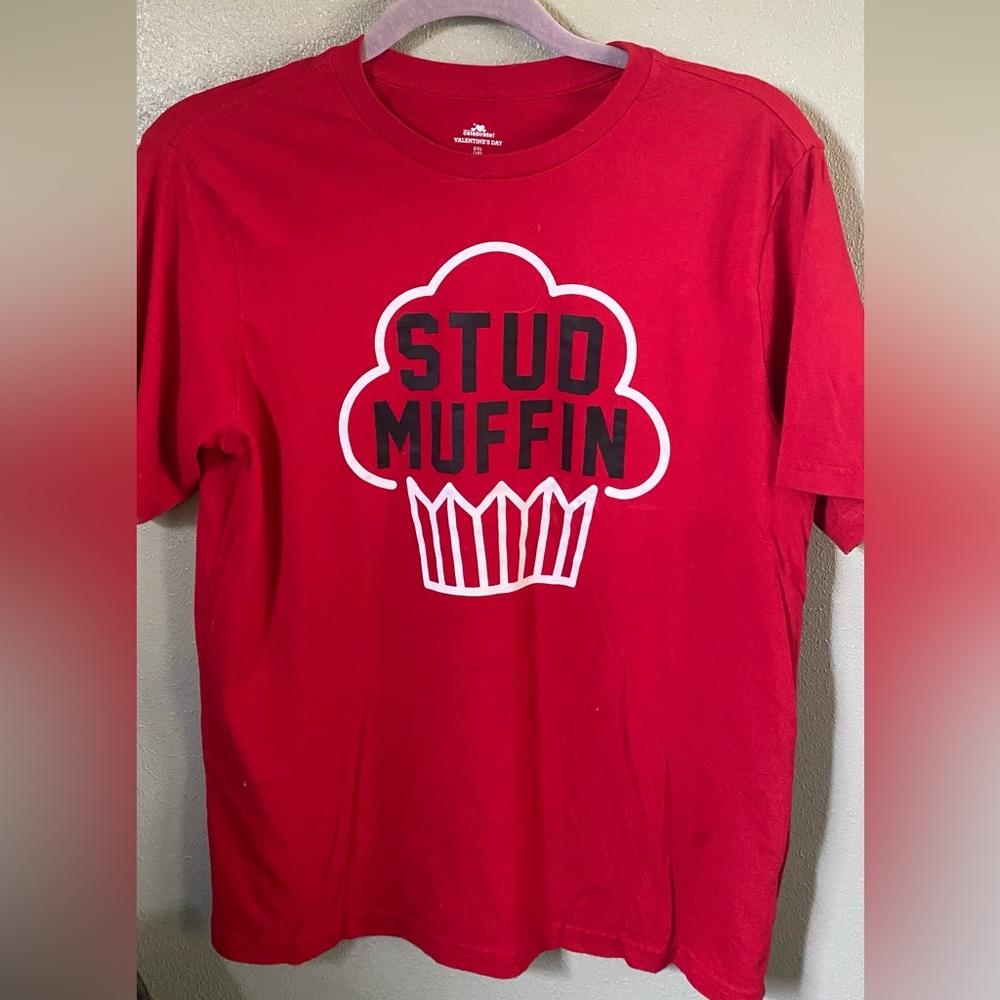 A Valentine’s Day T shirt size boys XXL